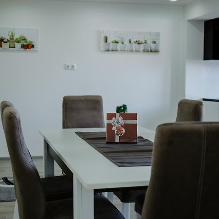 Deluxe Apartments Сараево Экстерьер фото