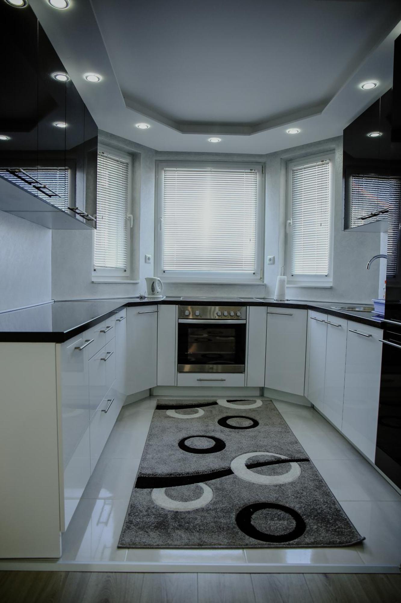 Deluxe Apartments Сараево Экстерьер фото