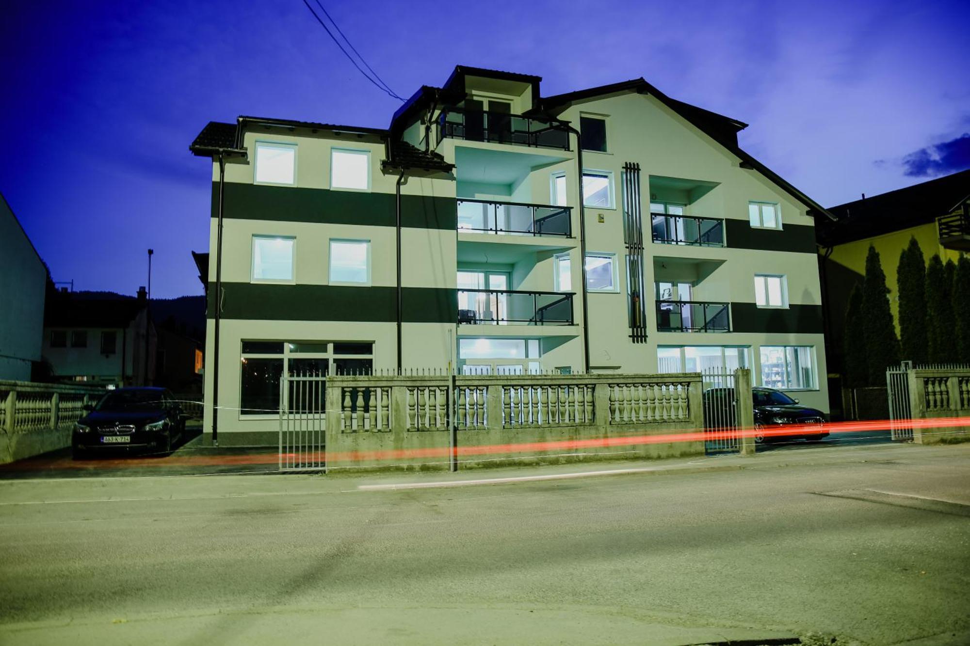 Deluxe Apartments Сараево Экстерьер фото