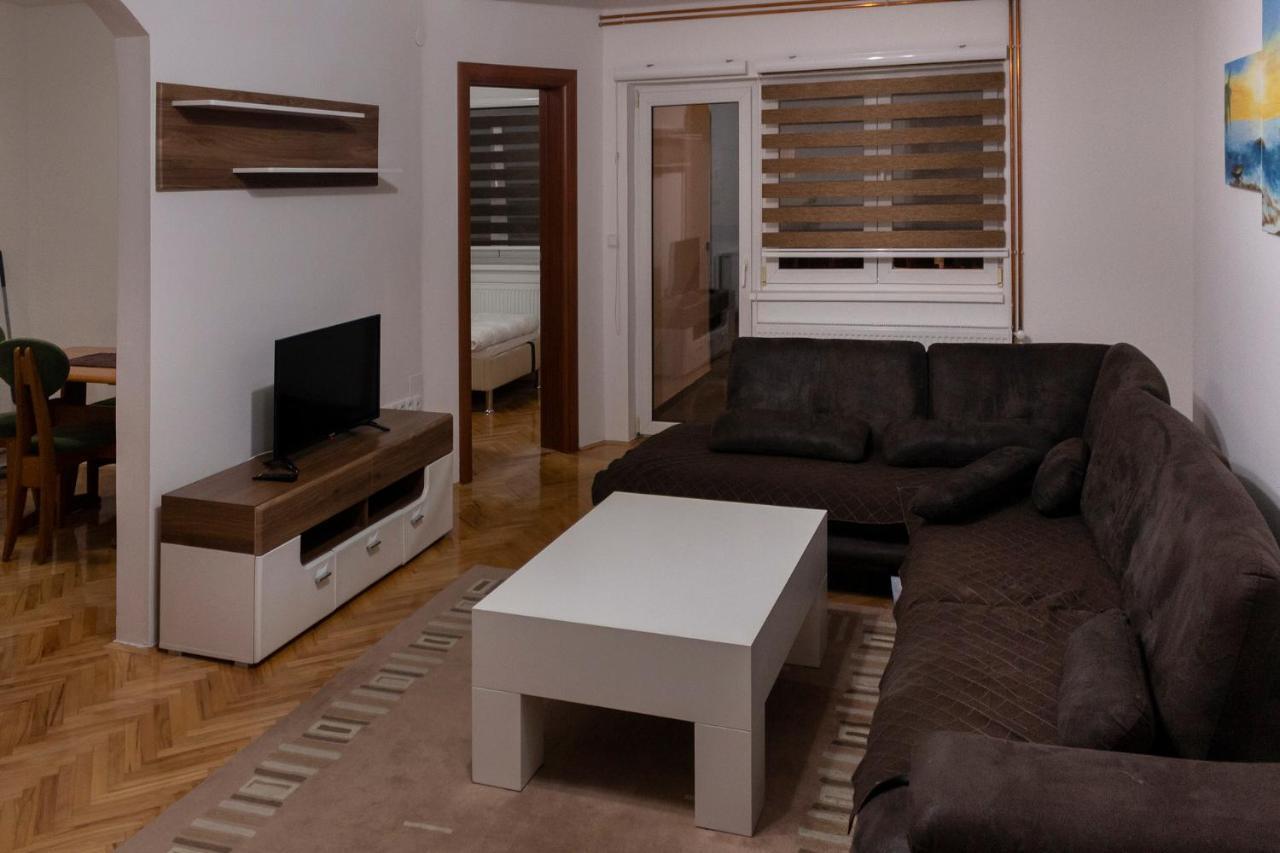Deluxe Apartments Сараево Экстерьер фото